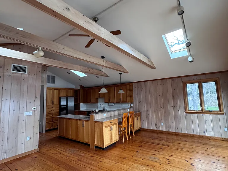 146 Crystal Pond Rd — Photo 25