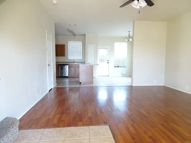 2632 Boedeker Dr — Photo 7