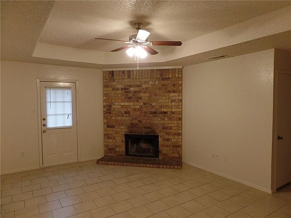 4th image of 6313 Holiday Ln