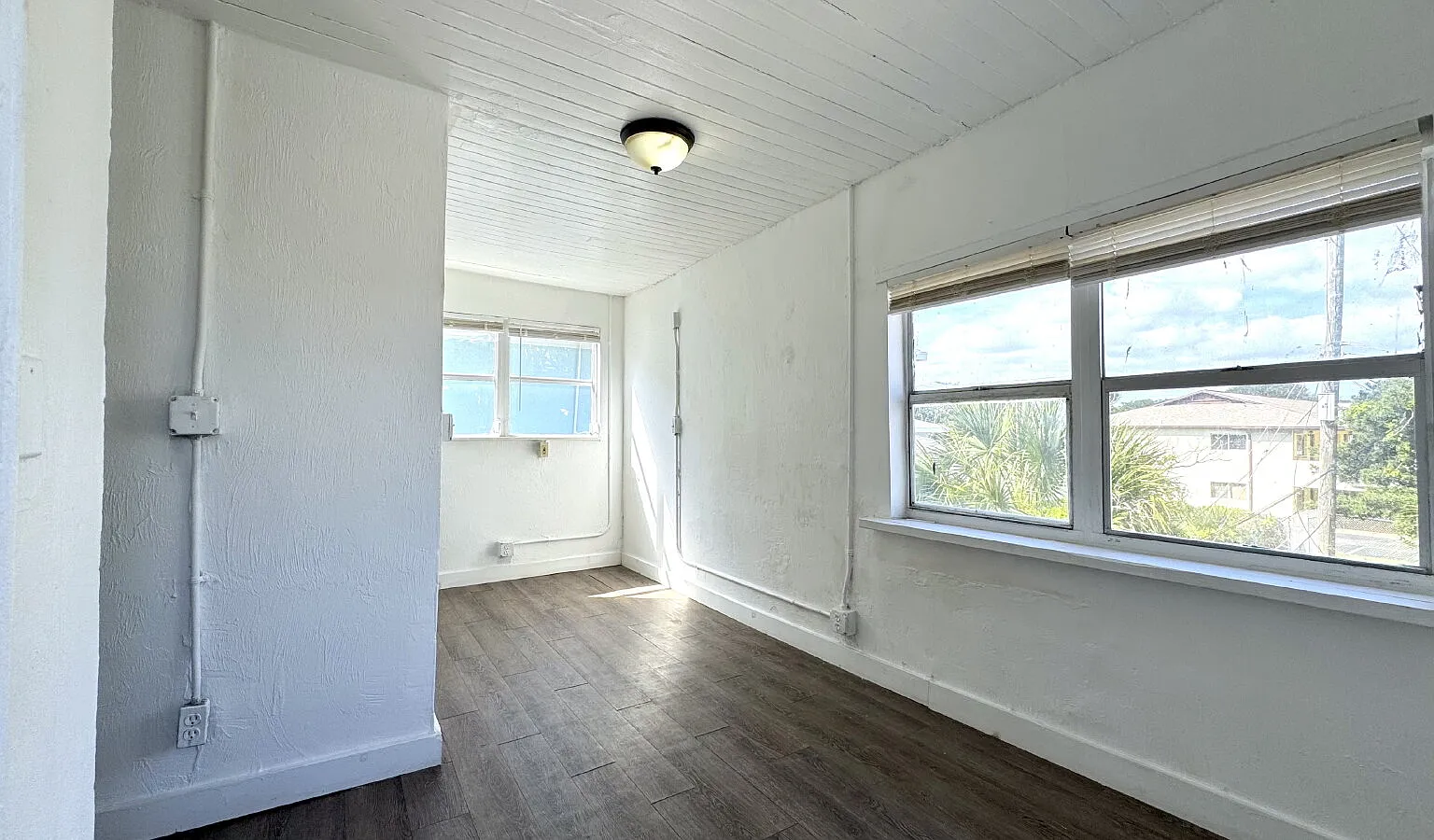 2 bed, $1,200 — Photo 3
