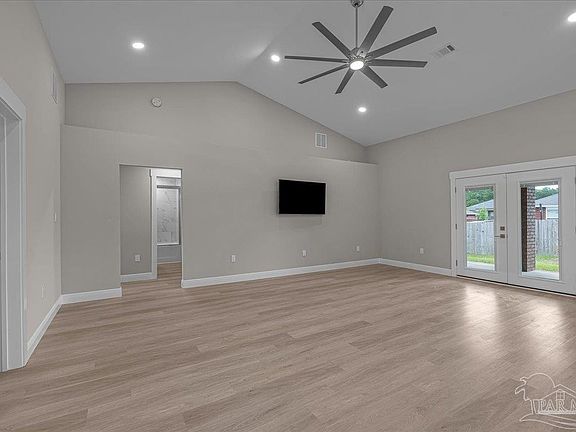 5th image of 8709 Lamont Rd