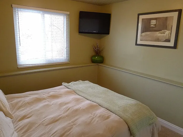 4346 S Eldridge St — Photo 14