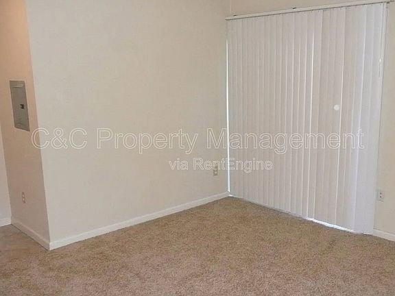 4th image of 803 Laurel St #10