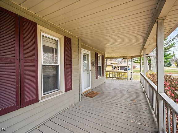 5th image of 421 Meigs Ave