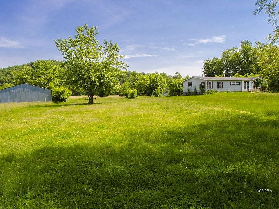 2nd image of 649 Lake Hope Dr