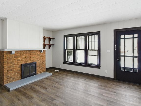 2nd image of 2741 Ridge Ave