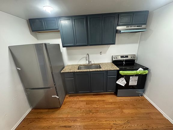 3rd image of 16 S Melcher St #1F