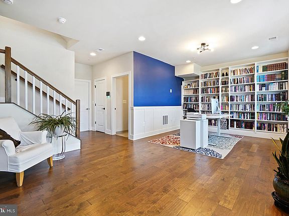 5th image of 22325 Cabin Branch Ave