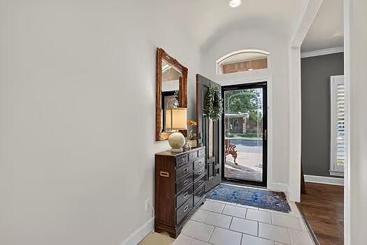 5th image of 5604 Fenway Dr