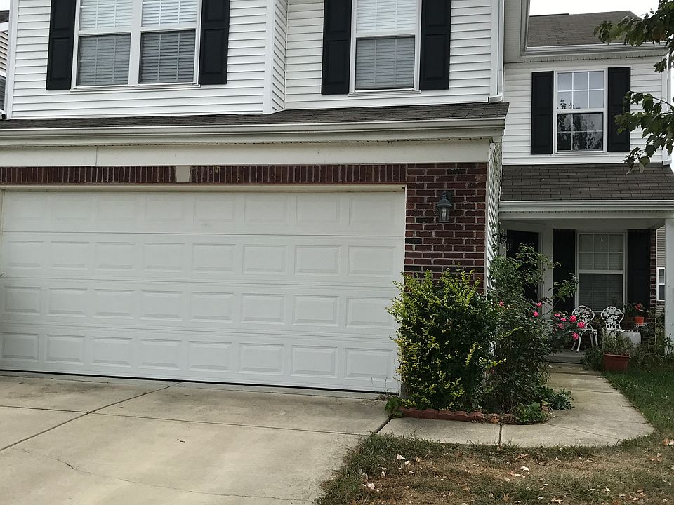 1st image of 8166 Carina Dr
