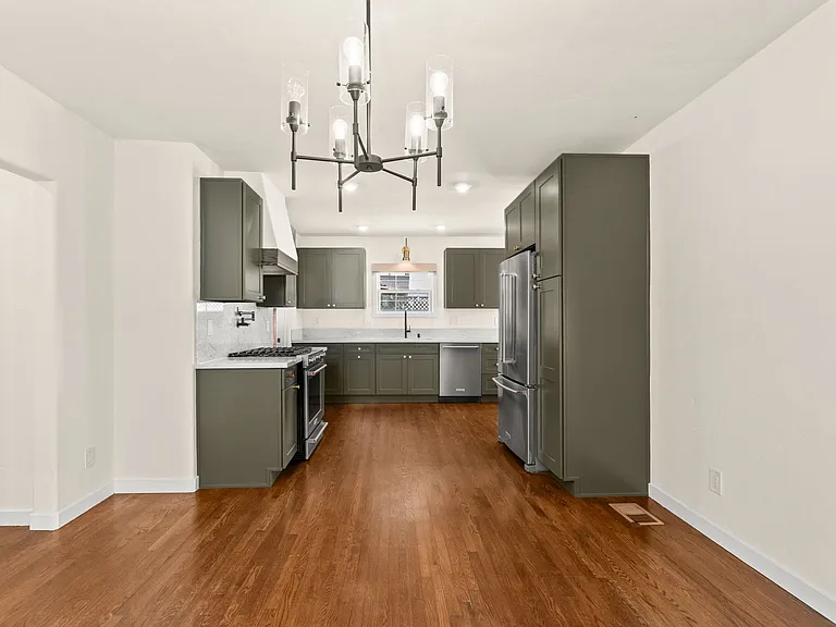 4858 E Alder Dr — Photo 13