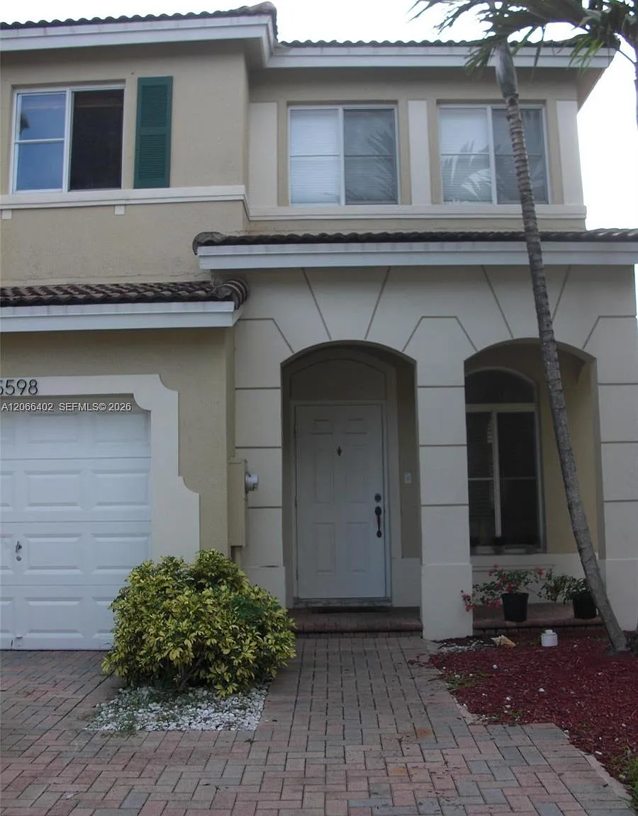 Sonoma At Doral — Photo 1