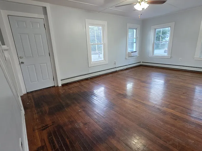 627 N Main St #2 — Photo 9