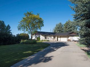 208 N Winged Foot Pl, Eagle, ID 83616