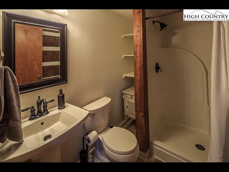 214 Keeth Dr — Photo 25
