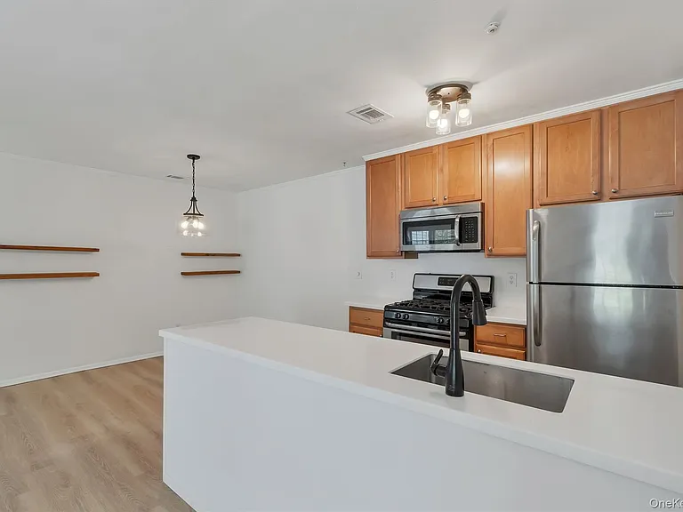 48 Homestead Village Dr — Photo 19