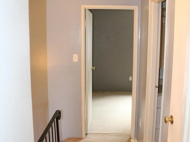10 Village Brook Ln — Photo 23