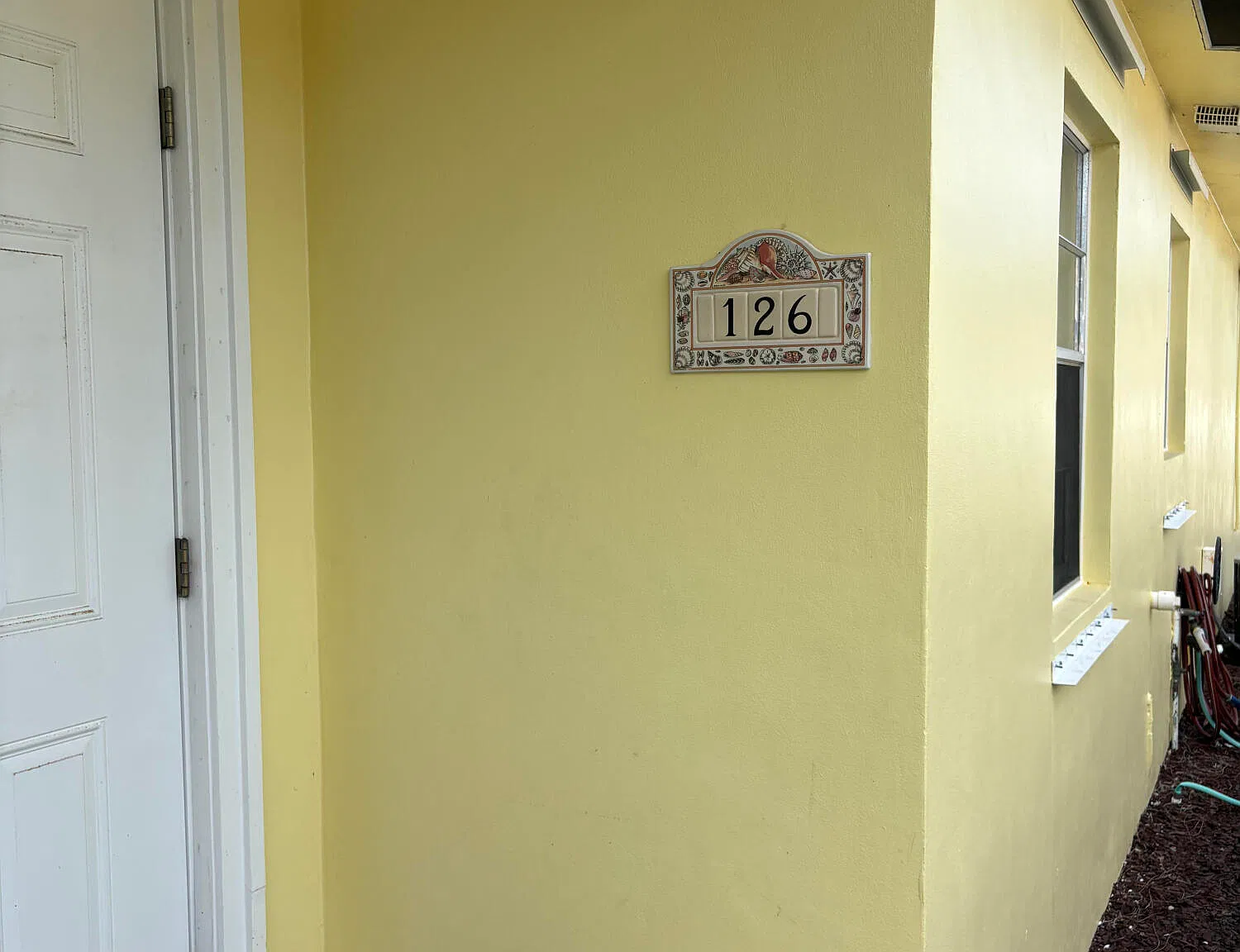 2 bed, 1.0 bath, 1026 sqft, $1,950 — Photo 3