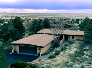 105 Juniper Hill Rd NE, Albuquerque, NM 87122