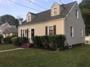 529 Pine Rock Ave, Hamden, CT 06514