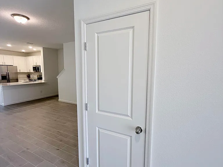 2113 Windward Cay Ln — Photo 4