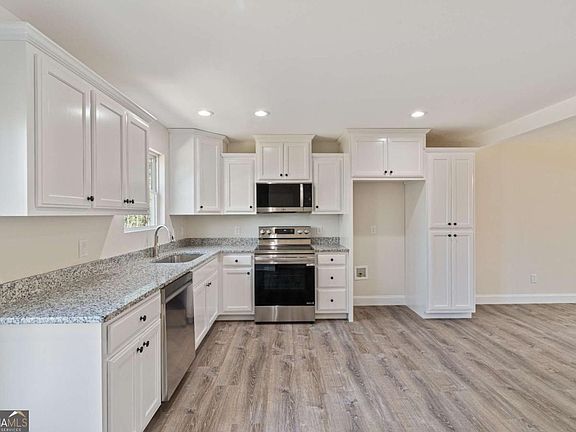 5th image of 55 Charlie Lemley Rd