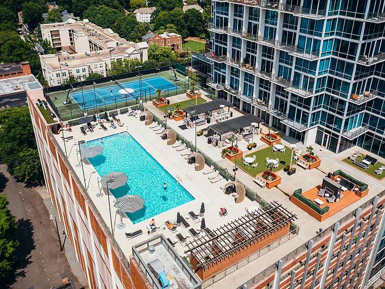 The VUE Charlotte On 5th — Photo 9