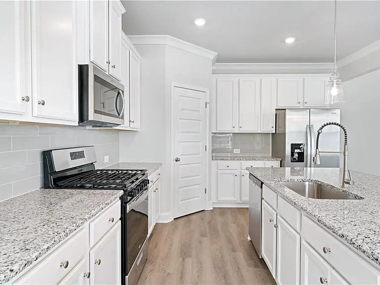 3762 Dover Run Ln — Photo 6