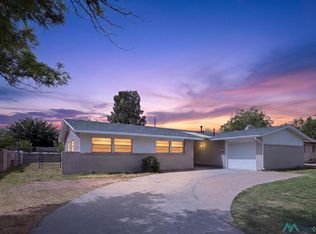608 E Mescalero Rd, Roswell, NM 88201