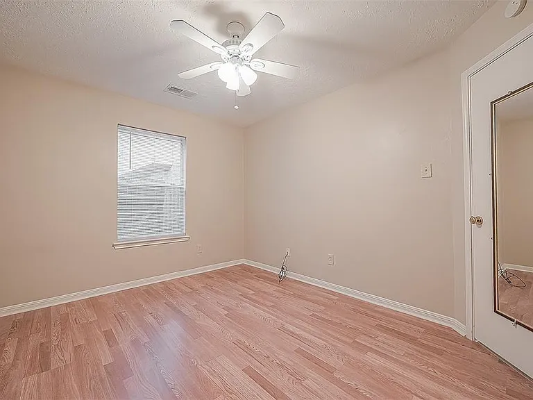 22319 Rangeview Dr — Photo 25