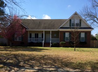 109 Bugle Call Dr, Raeford, NC 28376