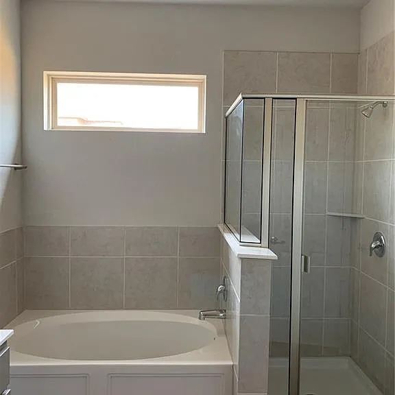 729 Durness Dr — Photo 10