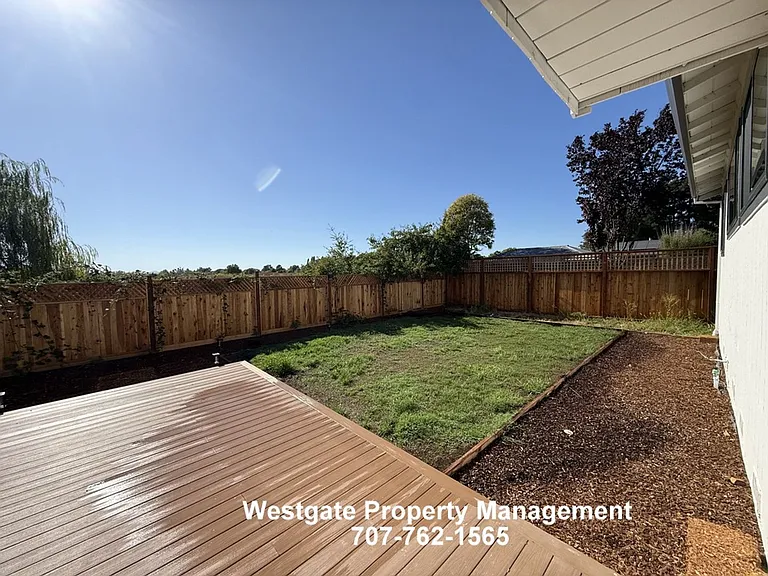 678 Holly Ave — Photo 27