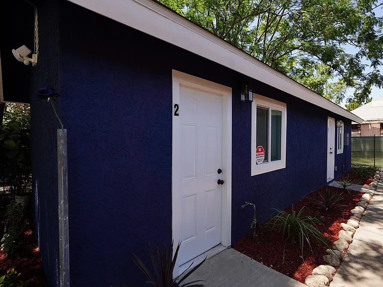 214-216 E High Ave — Photo 12