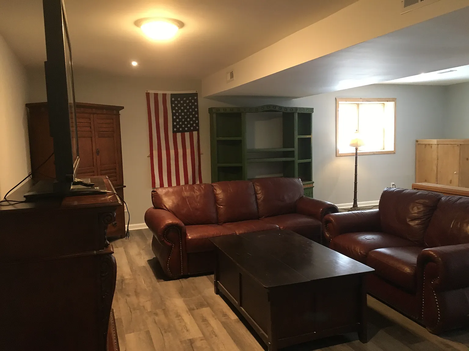 4 bed, 2140 sqft, $1,500 — Photo 2