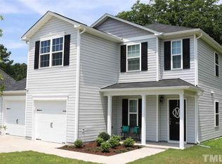 913 Willow Leaf Ct, Dunn, NC 28334