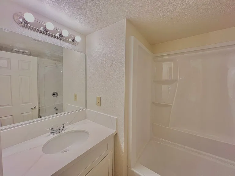 5220 Indian River Dr #293 — Photo 15