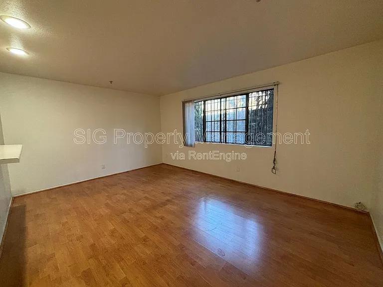 314 Lincoln Ave #15 — Photo 4