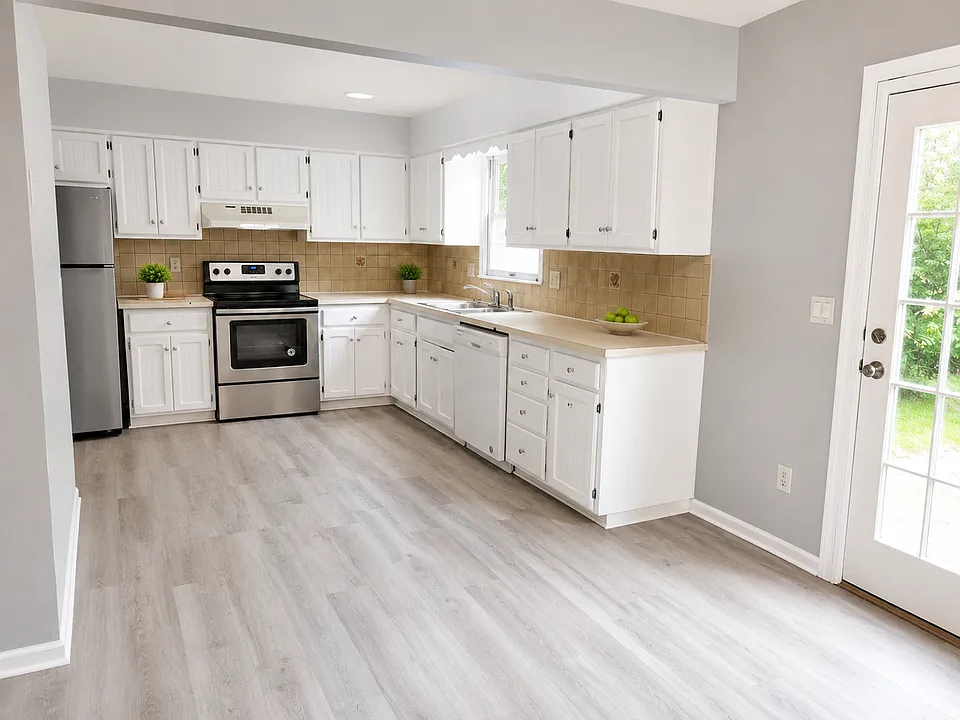1400-1528 La Chateau Dr