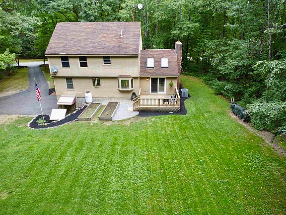 4th image of 16 Windsor Drive
