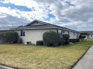 1112 Ledwich Ave, Yakima, WA 98902
