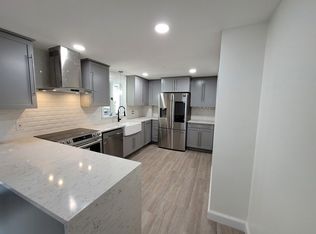 49 Fairmount Ave, Wakefield, MA 01880