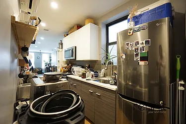 Rented by Rennit Inc.