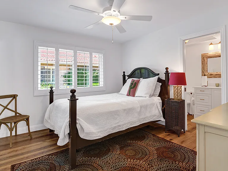 147 N Camino Arroyo — Photo 10