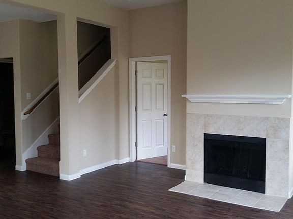 Cozy fireplace, new floors