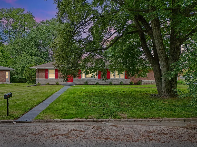 10325 Lookaway Dr — Photo 55
