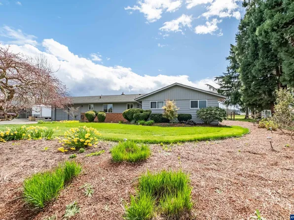 5750 Macleay Rd SE, Salem, OR 97317