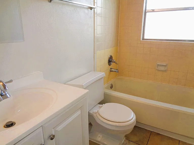 3028 E Glen Dr #A — Photo 16