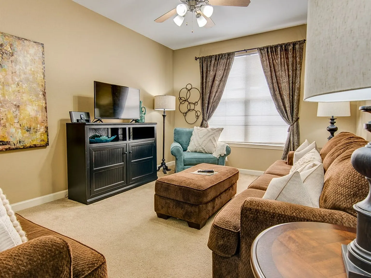 Highpoint Park Apartments — Photo 2