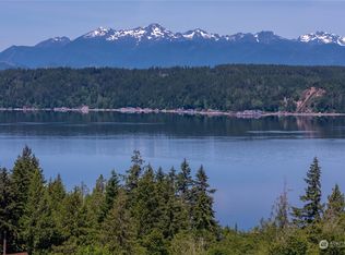 181 E Twanoh Hts N, Belfair, WA 98528